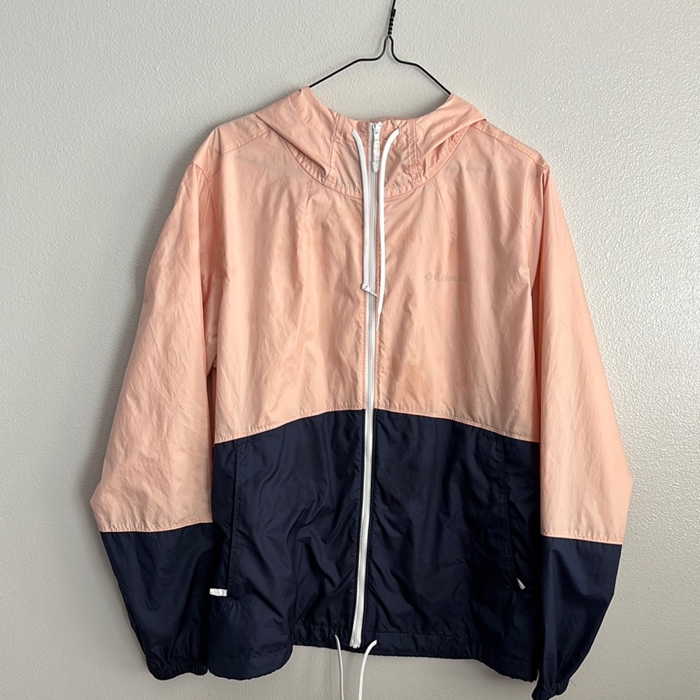 Columbia Peach and Navy Windbreaker